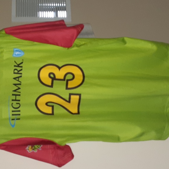 PLAYEROS #23 JERSEY EXCELLENT CONDITION - Picture 3 of 6